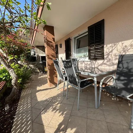 Apartment Captain's Portorož