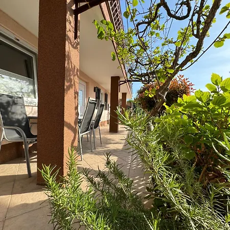 דירה Captain's בפורטורוז